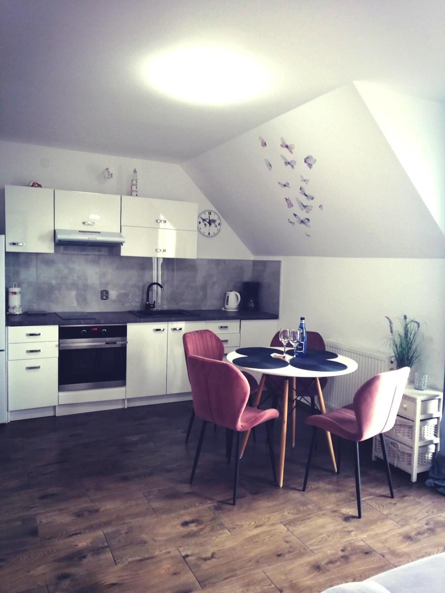 Apartamenty WIKTORIA morska18 Kuznica Ruang foto